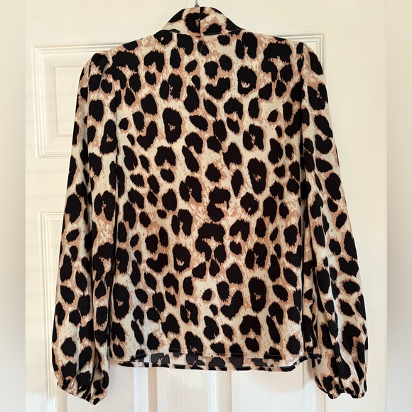 Leopard Print Women's Business Top - Picture 5 of 6